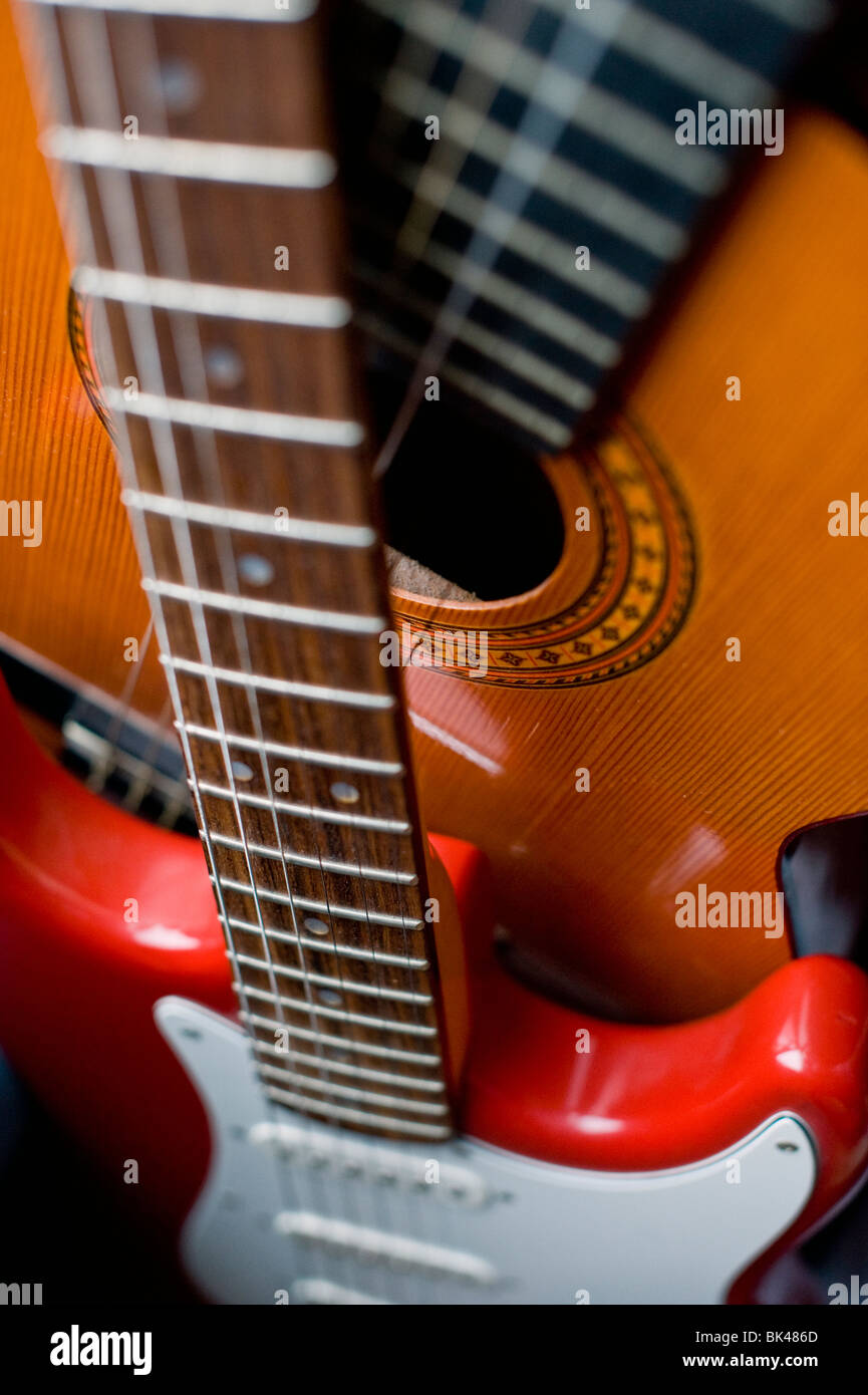 Electric acoustic spanish guitar hires stock photography and images