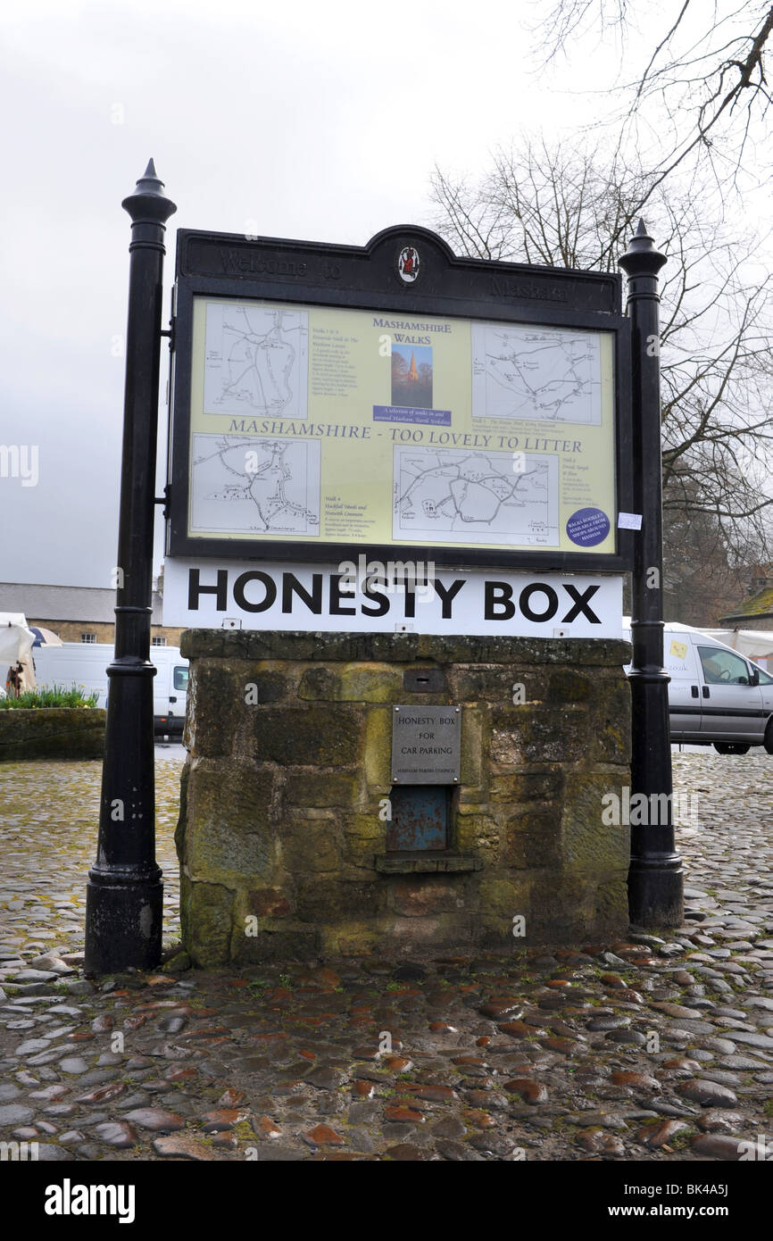 Honesty box sign hires stock photography and images Alamy