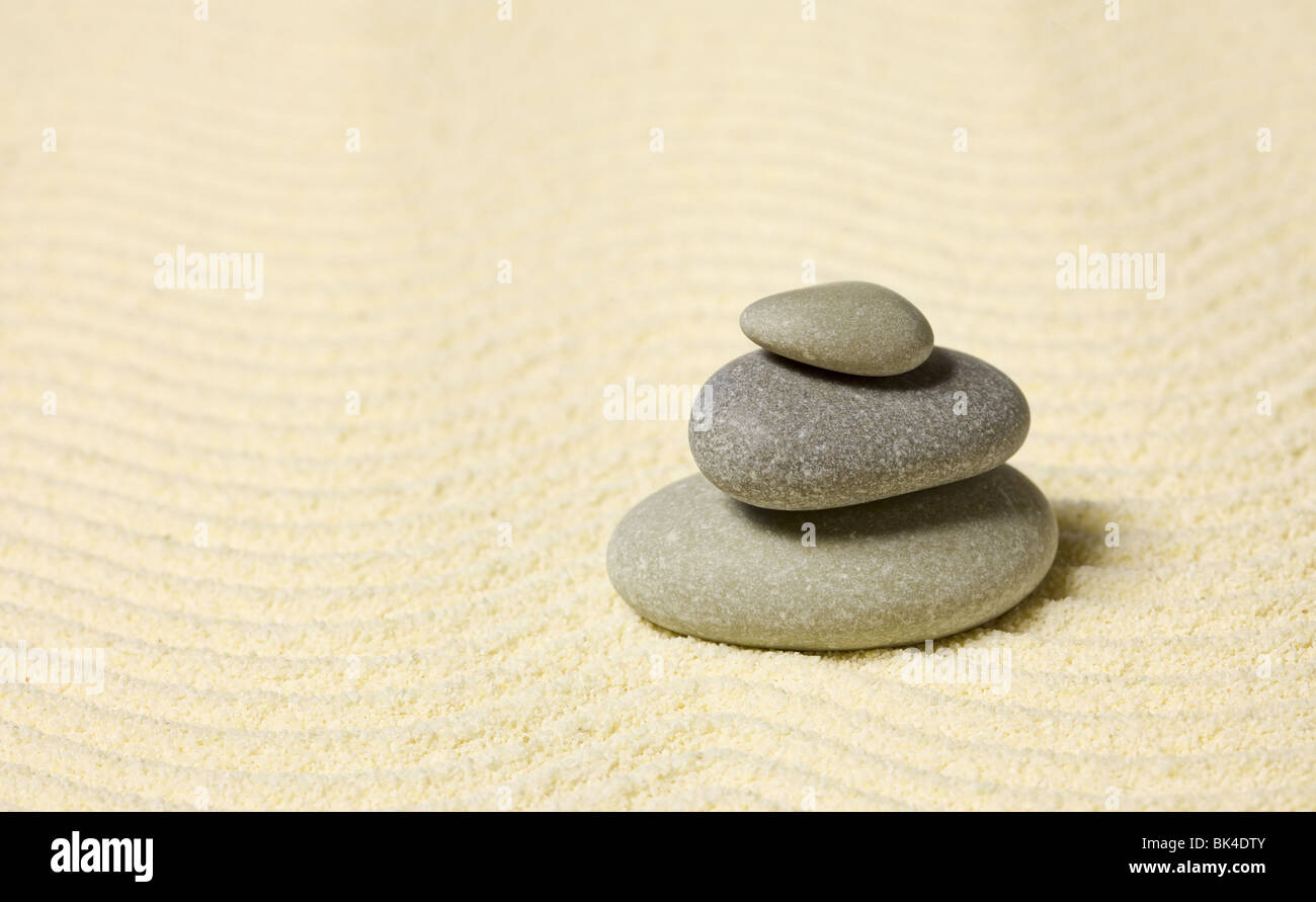 Balance 3 Rocks Three standing stones hi-res stock photography and images - Alamy