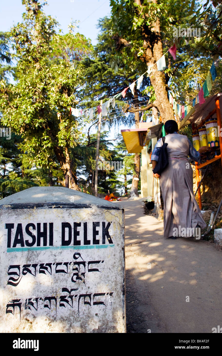Welcome sign along meditation path in Dharamsala, India Stock Photo - Alamy