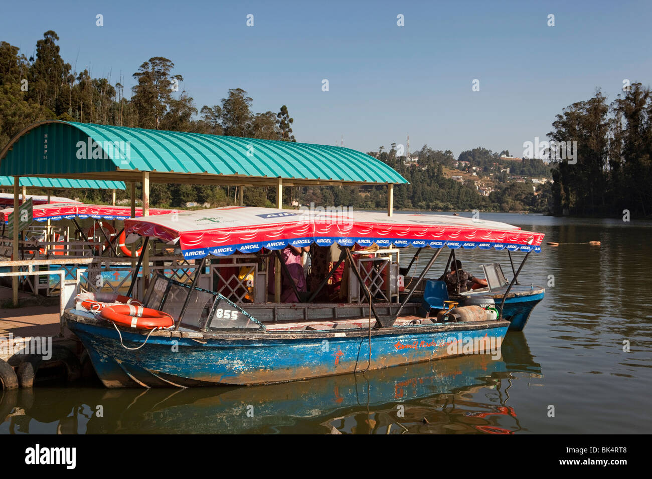 India, Tamil Nadu, Udhagamandalam (Ooty), Lake pleasure motor boats for hire Stock Photo