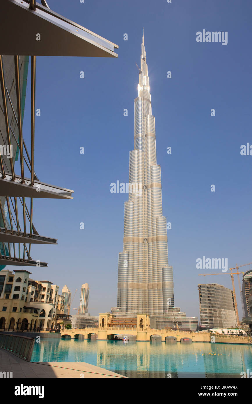 Burj Khalifa the tallest tower in the world at 818m, Downtown Burj Dubai, Dubai, United Arab Emirates Stock Photo