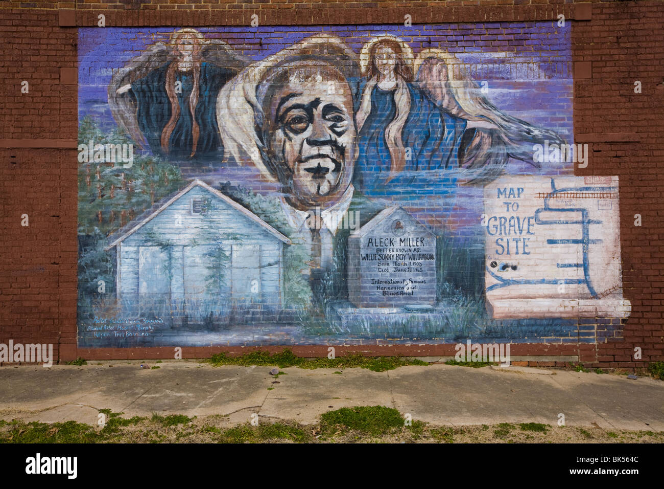 Mural for blues harmonica great Sonny Boy Williamson in Tutwiler, Mississippi Stock Photo