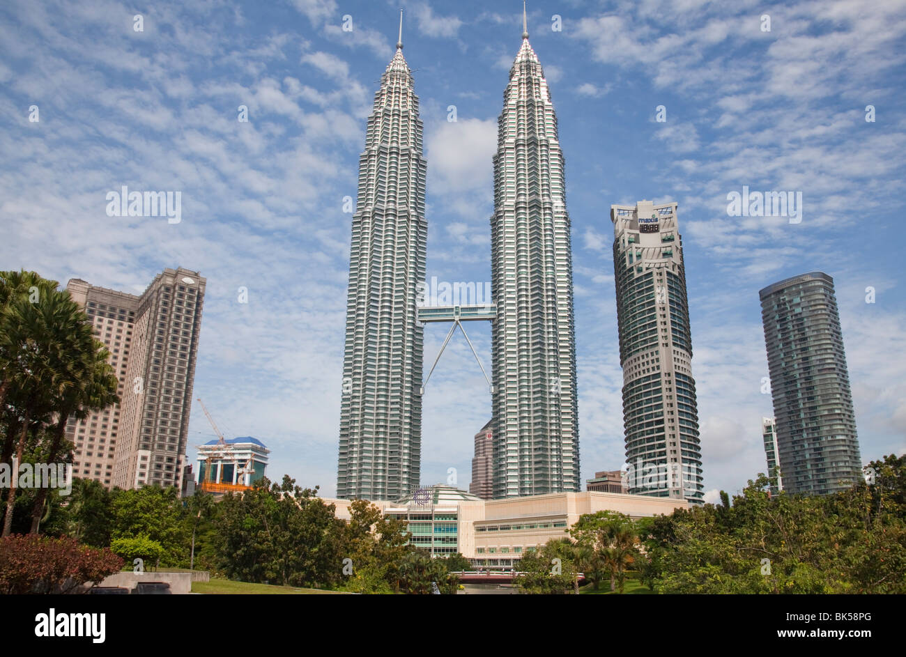 Klcc petronas twin towers hi-res stock photography and images - Alamy