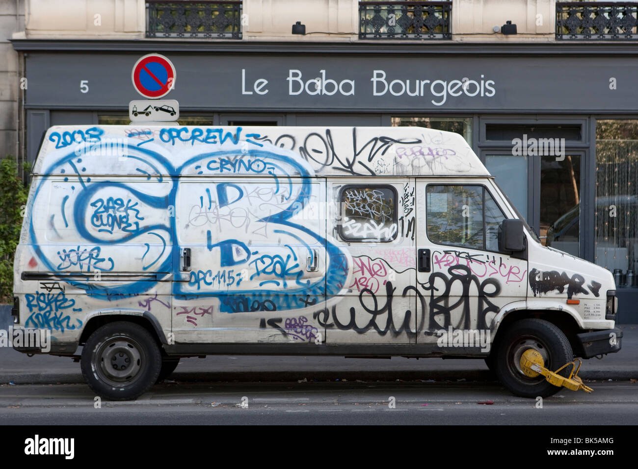 Ghetto paris hi-res stock photography and images - Alamy