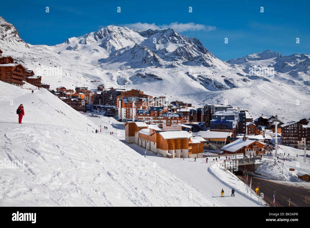 Val Thorens ski resort, 2300m, in the Three Valleys (Les Trois Vallees), Savoie, French Alps, France, Europe Stock Photo