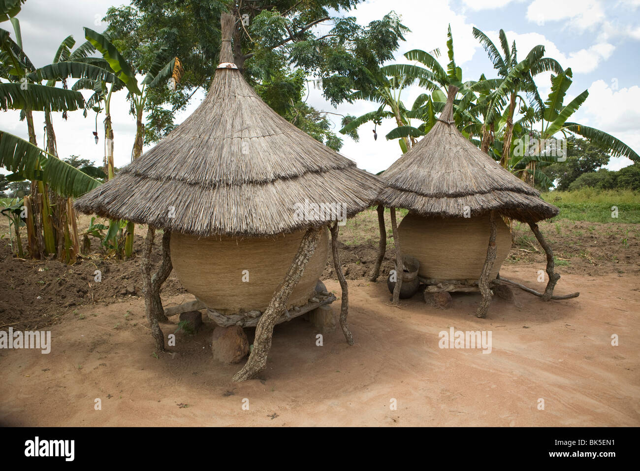 Grain storage africa hires stock photography and images Alamy