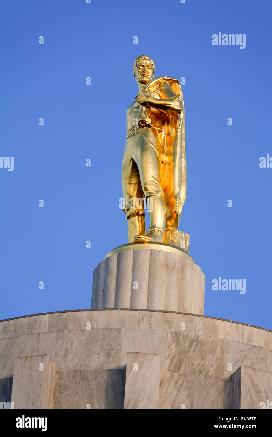 Statue on the top of a government building, Oregon Pioneer, Oregon State Capitol, Salem, Oregon, USA Stock Photo