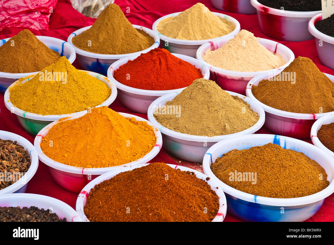 Colourful Indian spices at the Anjuna Flea Market, Goa Stock Photo - Alamy