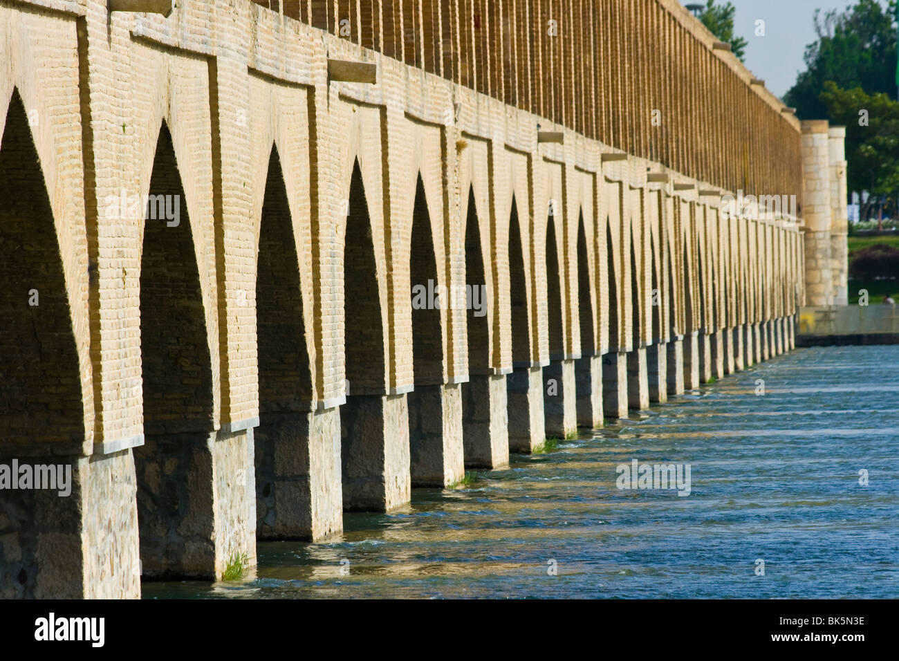 Siose Bridge or Bridge of 33 Arches in Esfahan Iran Stock Photo Alamy