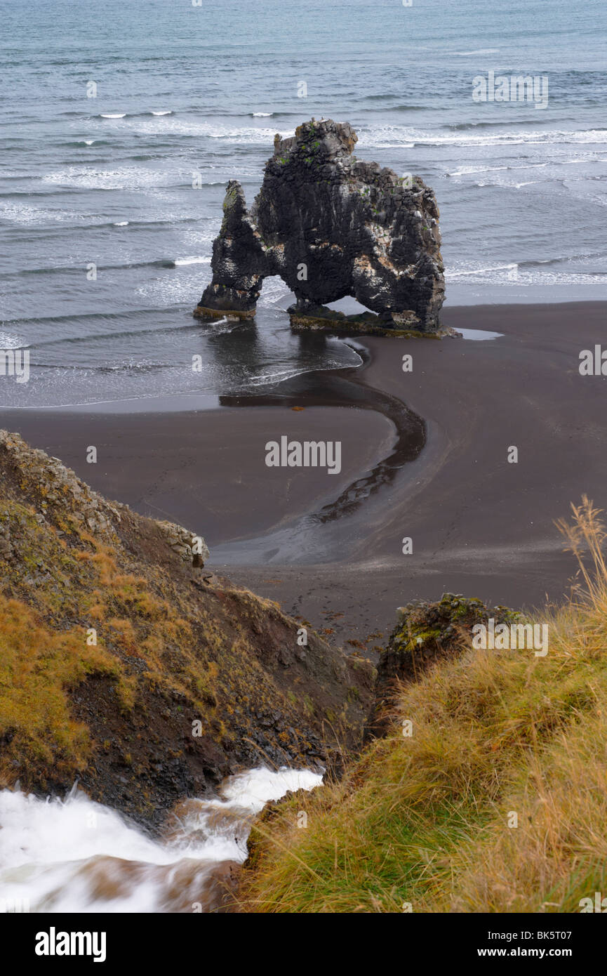 The distinctive sea stack Hvitserkur (White Shirt), Vatsnes Peninsula, North coast, Iceland, Polar Regions Stock Photo