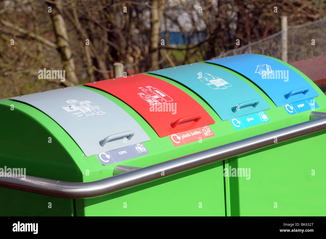 Recycling bins hi-res stock photography and images - Alamy