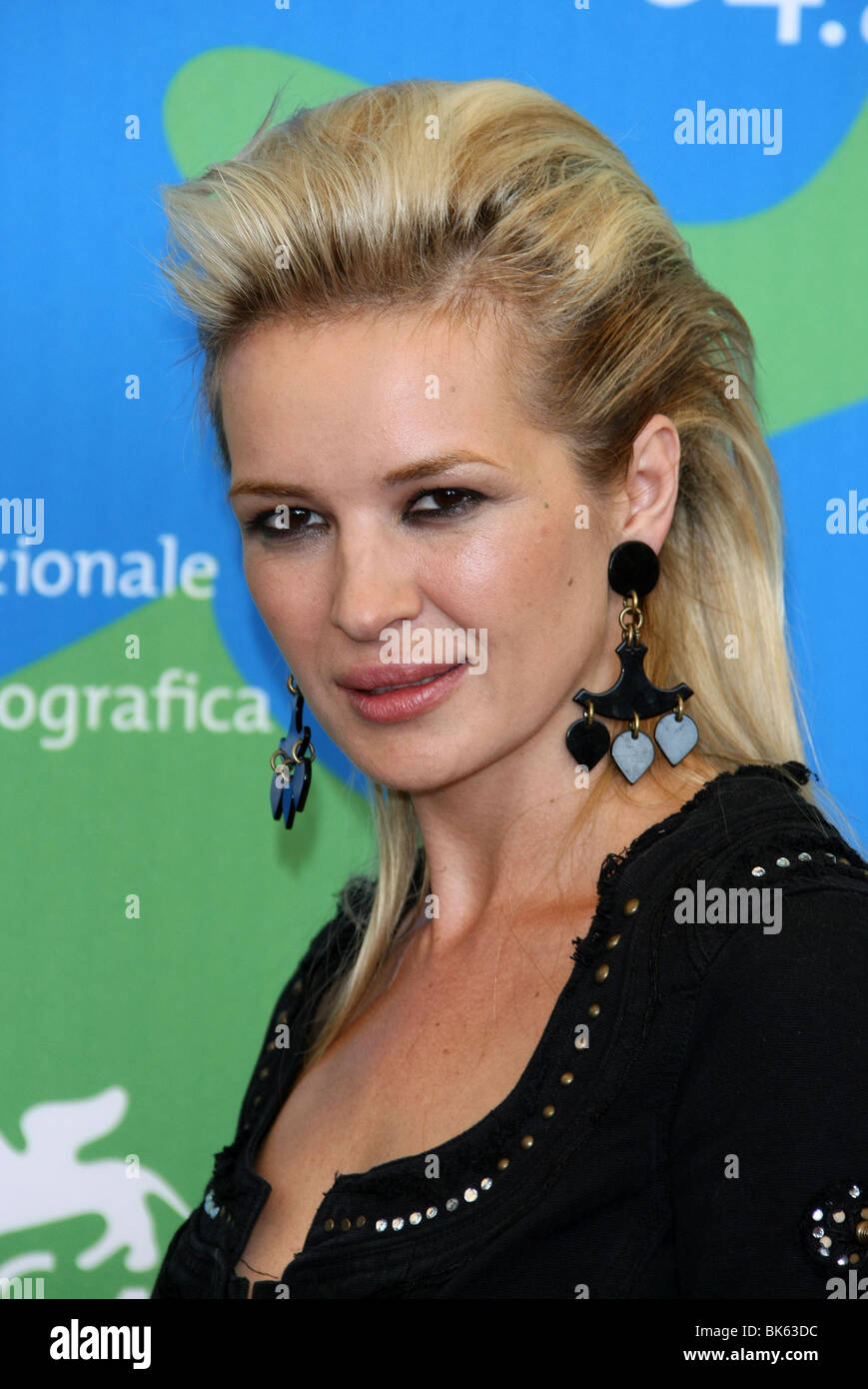 Kierston Wareing nudes (94 foto), photos Paparazzi, Twitter, panties 2019