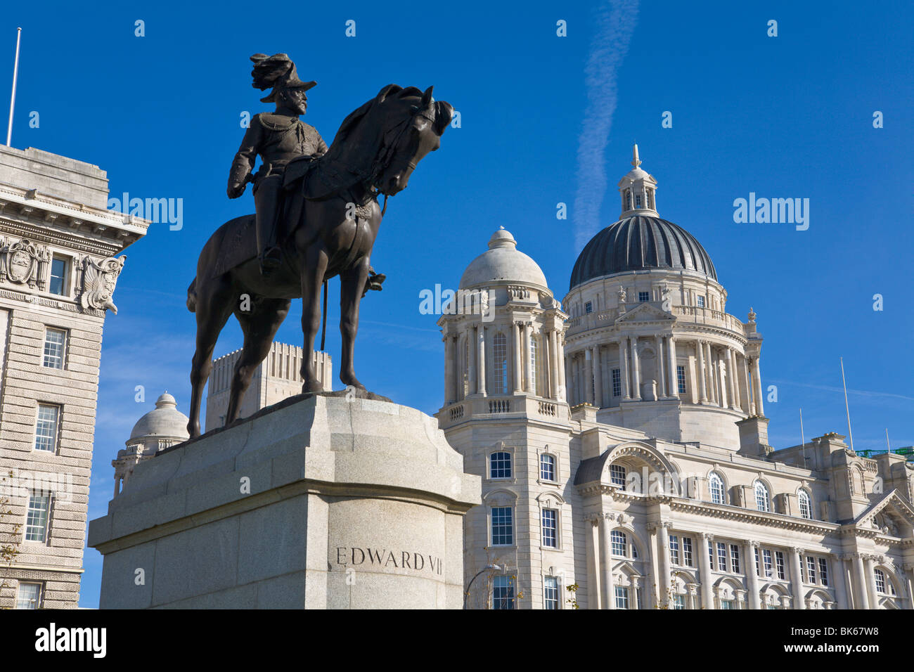 Statue of Edward V11 at Liverpool Waterfront, Merseyside, England Stock