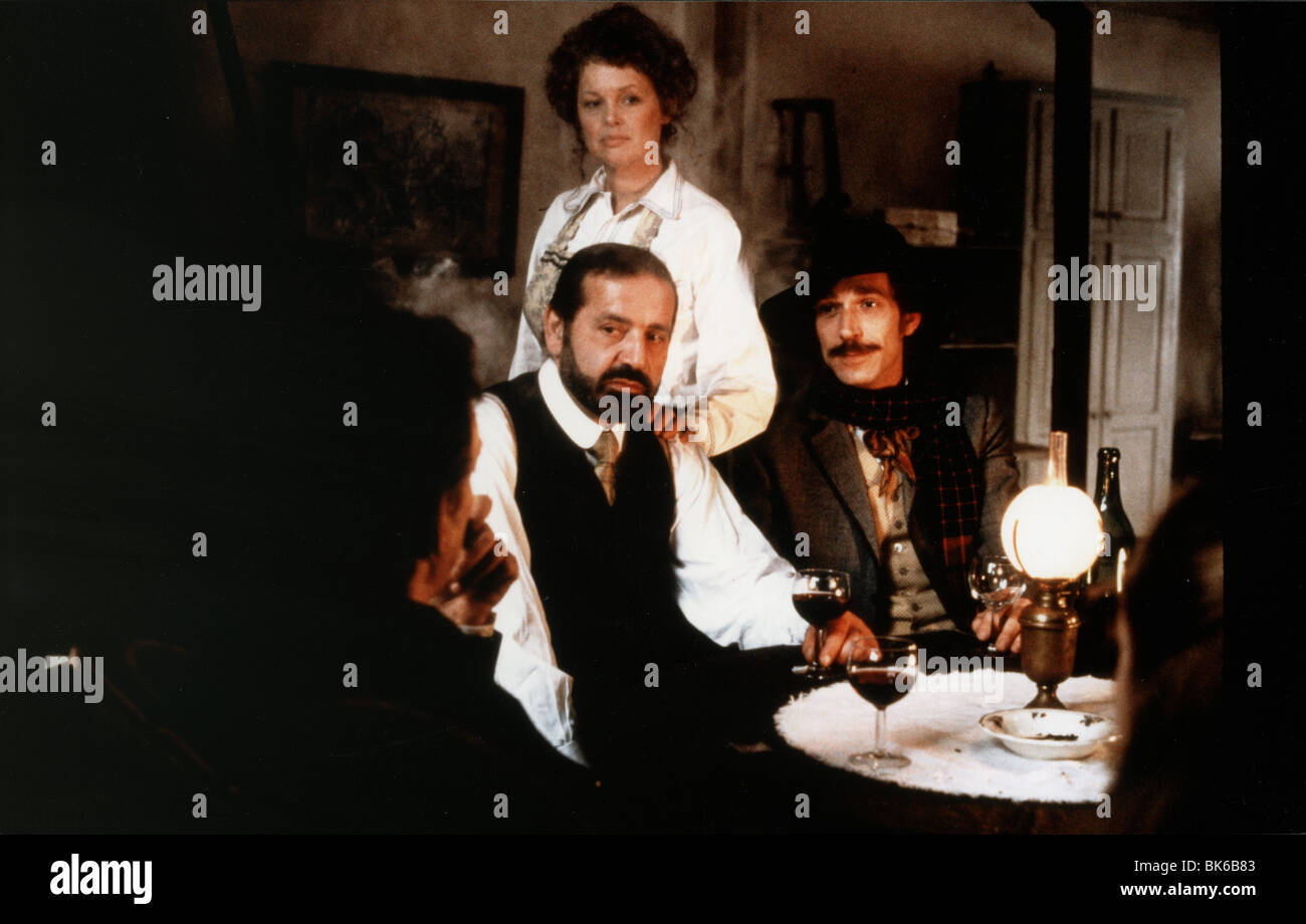 Oviri Year : 1986 Director : Henning Carlsen Donald Sutherland, Jean Yanne, Ghita Nørby, Luis Rego Stock Photo