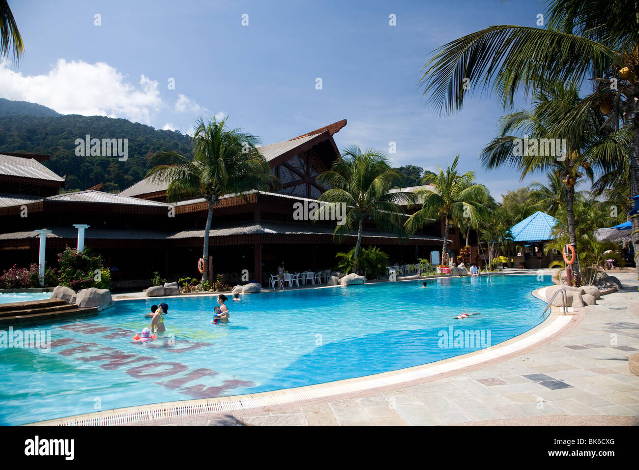 berjaya hotel tioman island malaysia pool area Stock Photo - Alamy