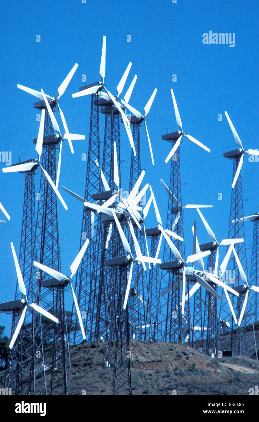 wind turbine generators Tehatchapi California Stock Photo Alamy