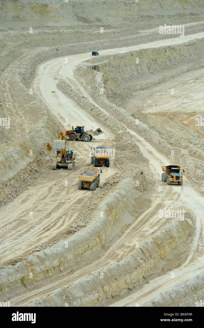 Working Limestone Chalk Quarry Mine Stock Photo Alamy