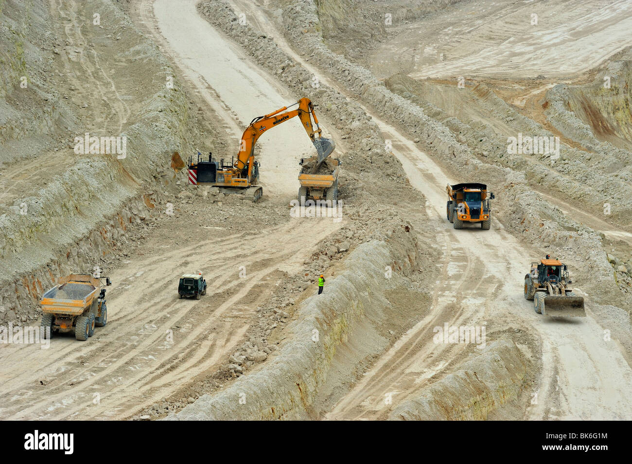 Chalk quarry hires stock photography and images Alamy