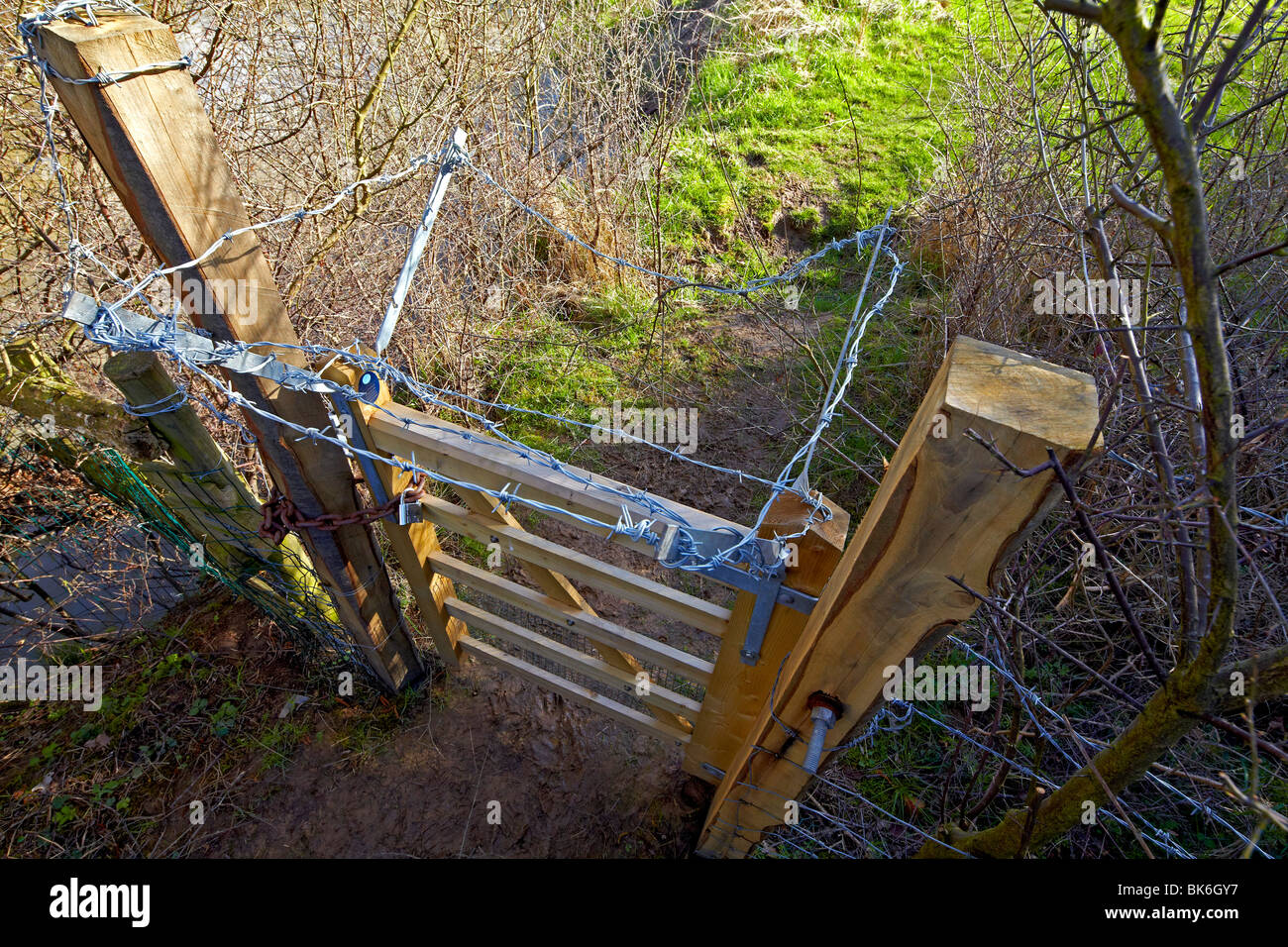 barbed wire defences in a rural setting Stock Photo - Alamy