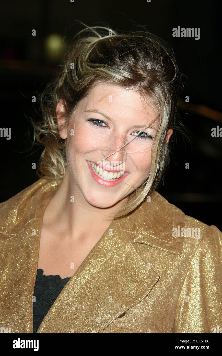 TARA SUMMERS FOOL S GOLD WORLD PREMIERE GRAUMANS CHINESE HOLLYWOOD LOS tara-summers-fool-s-gold-world-premiere-graumans-chinese-hollywood-los