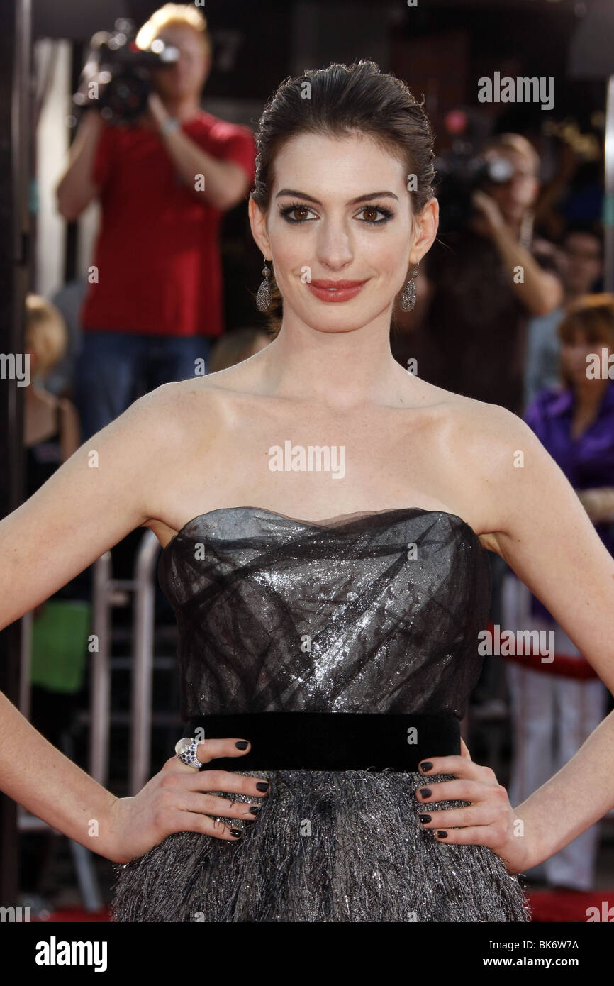 ANNE HATHAWAY GET SMART WORLD PREMIERE WESTWOOD LOS ANGELES USA 16 June  2008 Stock Photo - Alamy