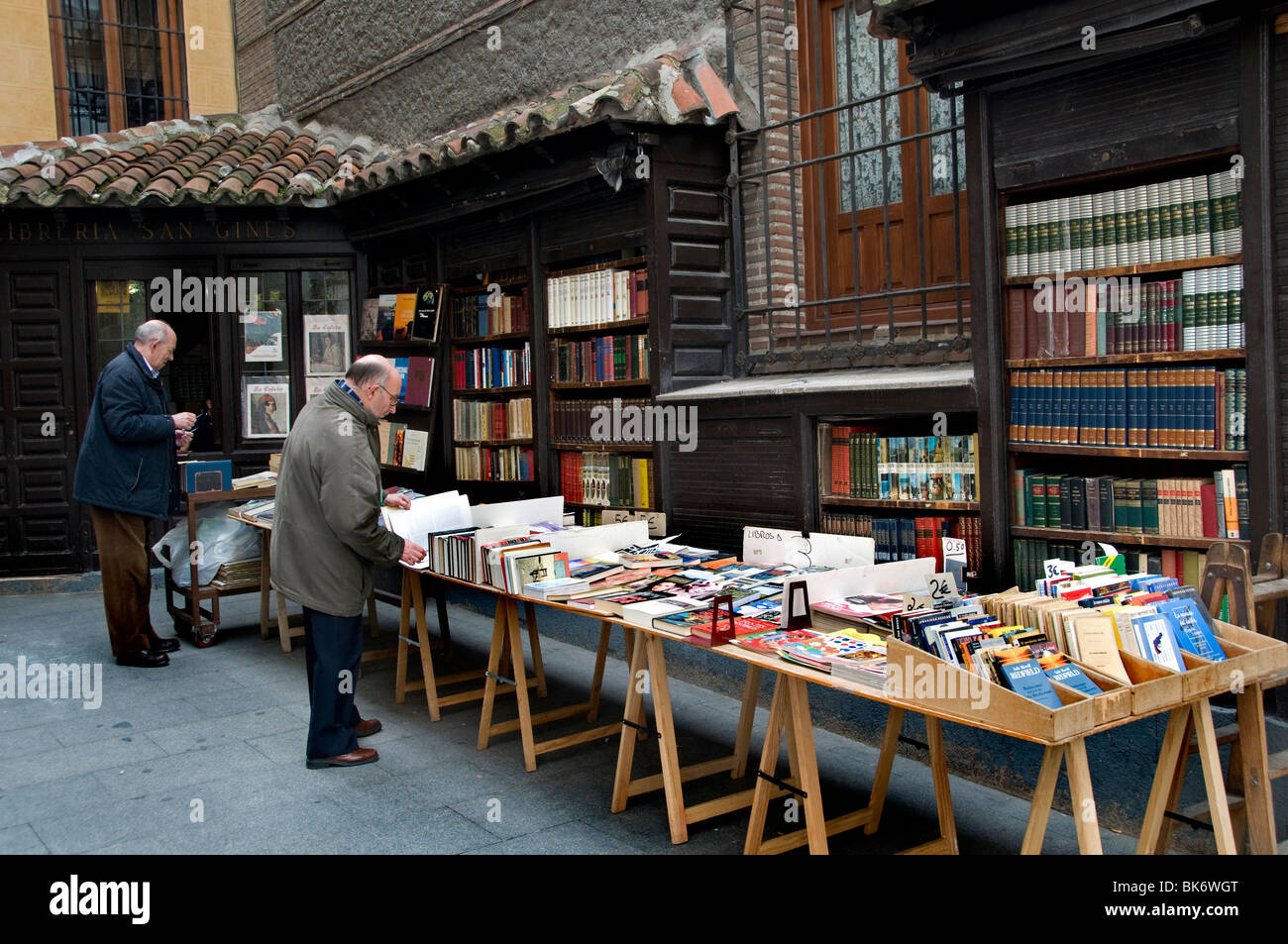 Old Madrid Spain Spanish bookshop books book Market Stock Photo