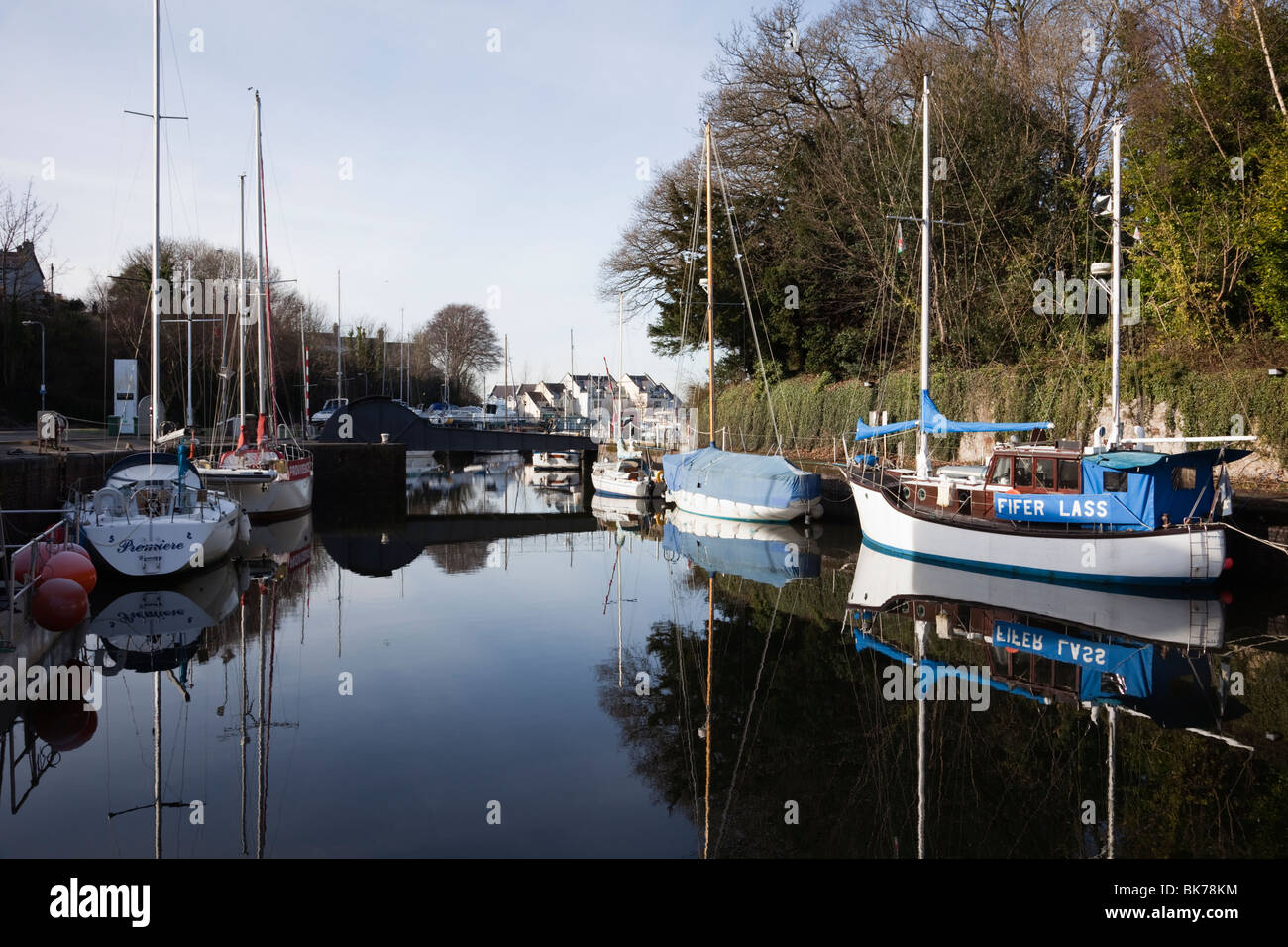 Port dinorwic harbour hires stock photography and images Alamy