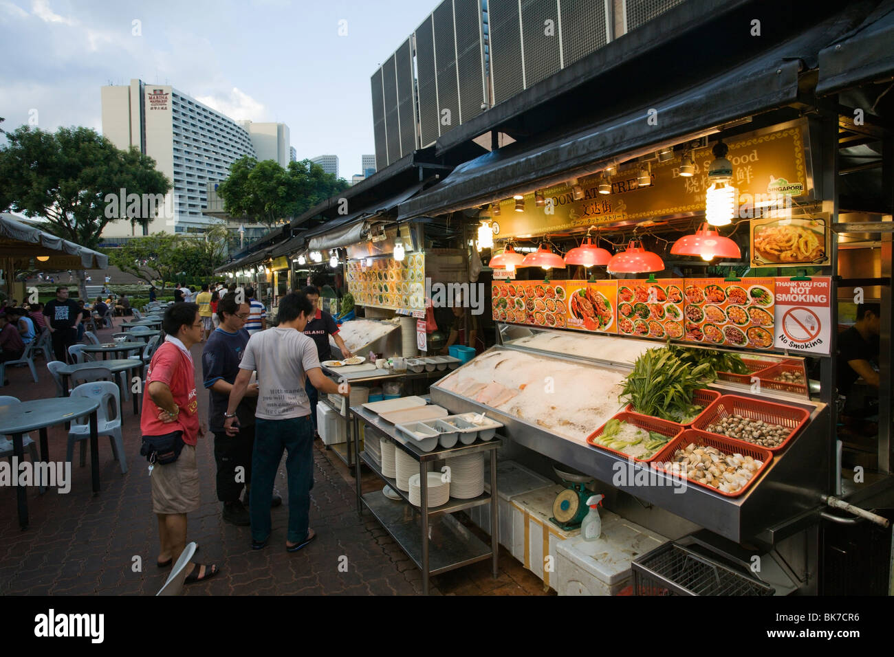 Food court at the back of Esplanade Theatres on the Bay in Singapore Stock  Photo - Alamy