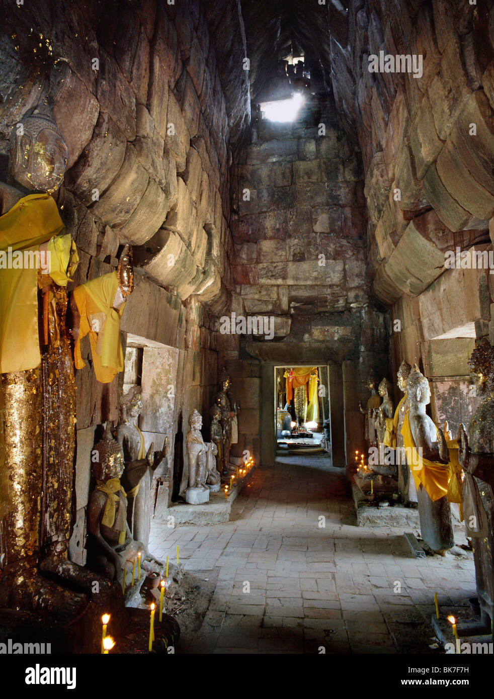 The 10th century Khmer temple of Prasat Phanom Wan, Thailand, Southeast Asia, Asia Stock Photo