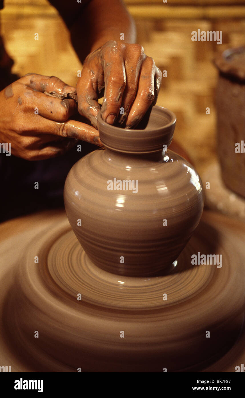 Potters wheel hires stock photography and images Alamy