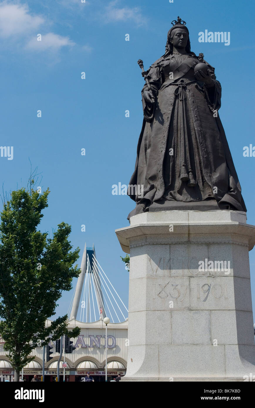 Statue of Queen Victoria with Millennium Bridge in the background, Southport, Merseyside