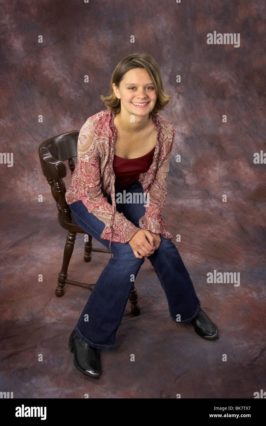 Charming Short Hairstyles For 17 Year Olds Pictures