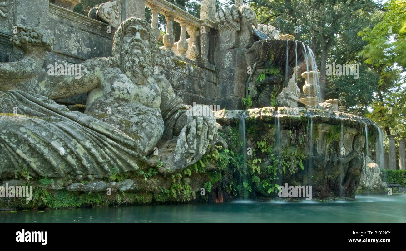 Villa Lante di Bagnaia, Fontana dei Giganti Stock Photo