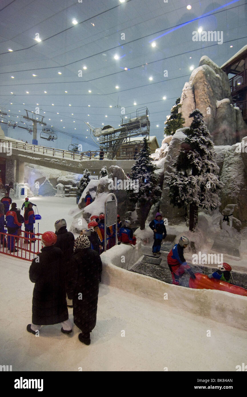 Ski Dubai at Mall of the Emirates, the biggest shopping mall in the world Stock Photo