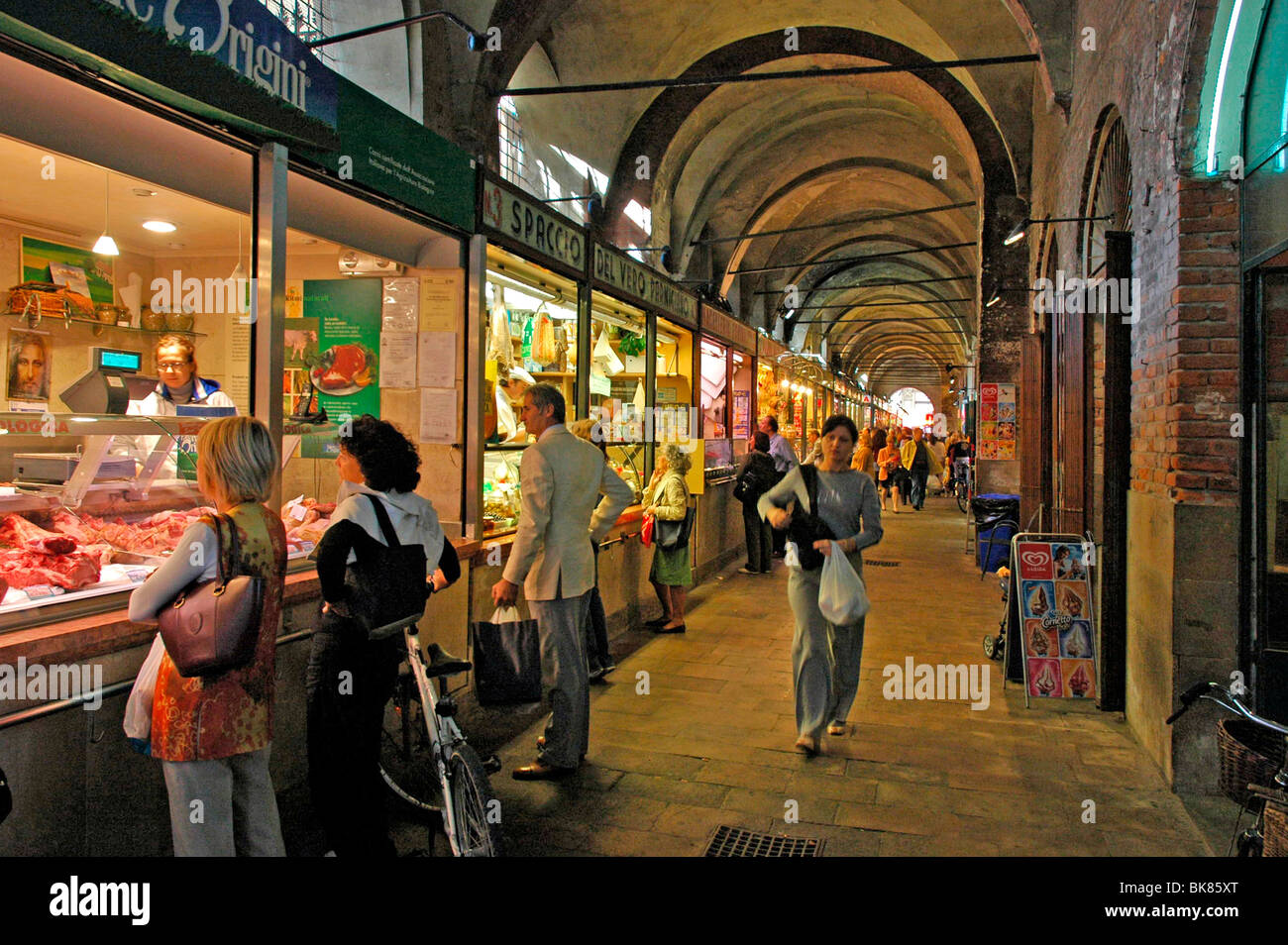 Padua, Piazza Delle Erbe, Salone Arcade Stock Photo
