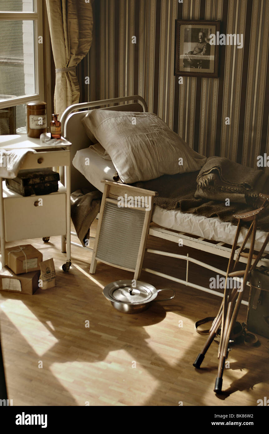 Historic field hospital, cot Stock Photo Alamy