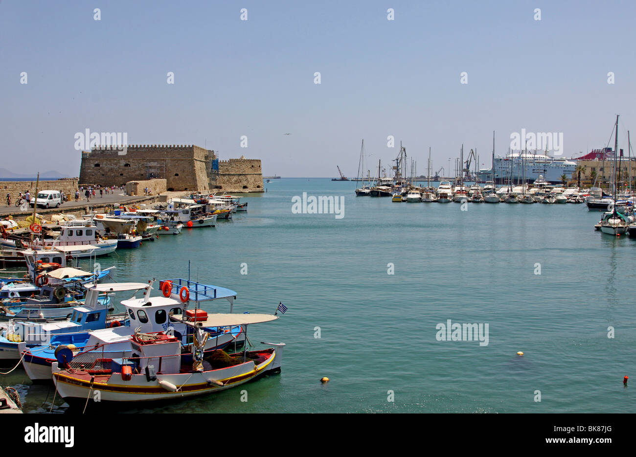 Koules Castle, Venetian harbour, yachts and fishing boats, Heraklion or Iraklion, Crete, Greece, Europe Stock Photo