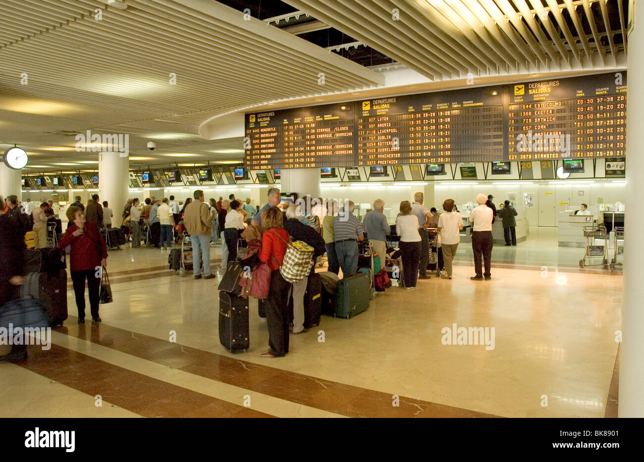 Alicante Airport check-in Stock Photo - Alamy