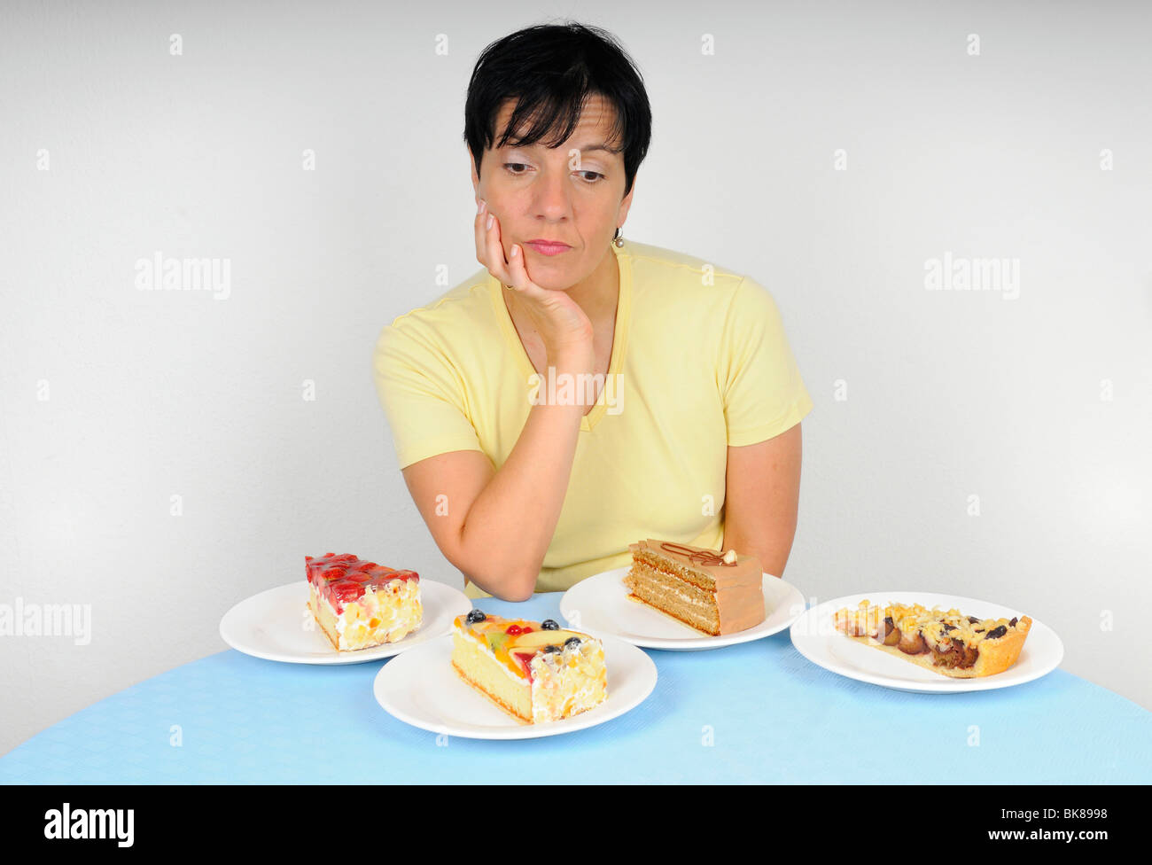 Климакс аппетит. Потеря аппетита. Набор веса при климаксе. Ожирение при климаксе у женщин. Потеря аппетита причины у женщин.