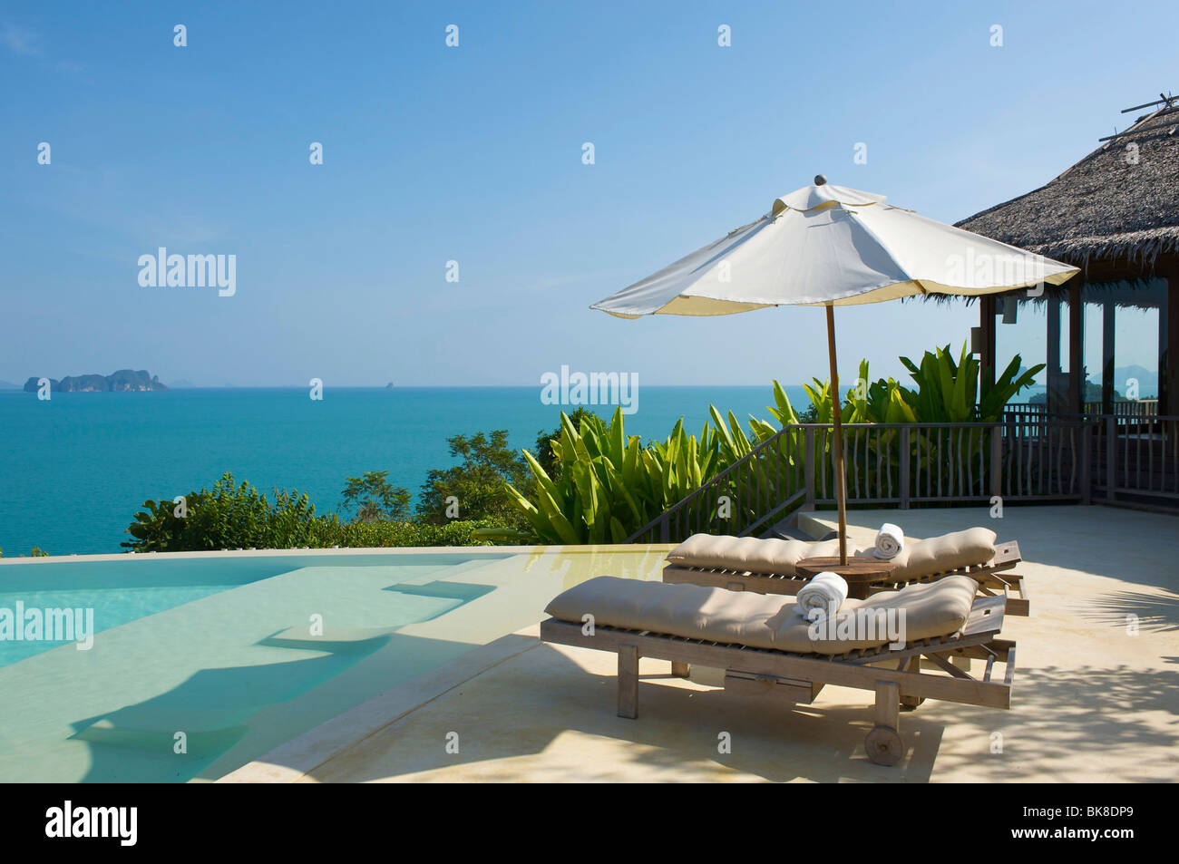 Private pool of a suite in a luxury hotel, Evason Six Senses Hideaway on Yao Noi island near the island of Phuket, Phang Nga Ba Stock Photo