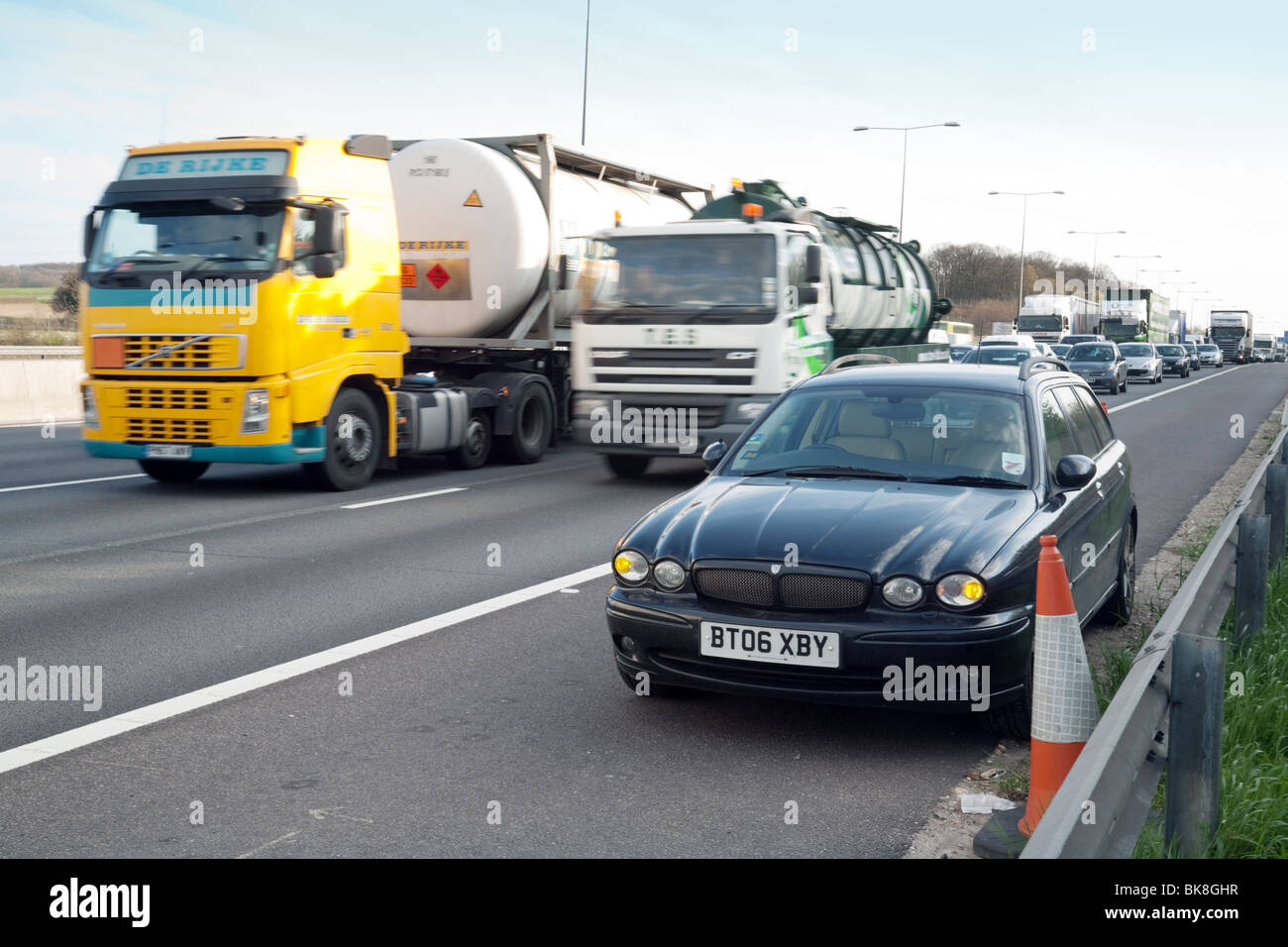 Broken down car on the motorway hard shoulder, M25 , Kent UK Stock Photo