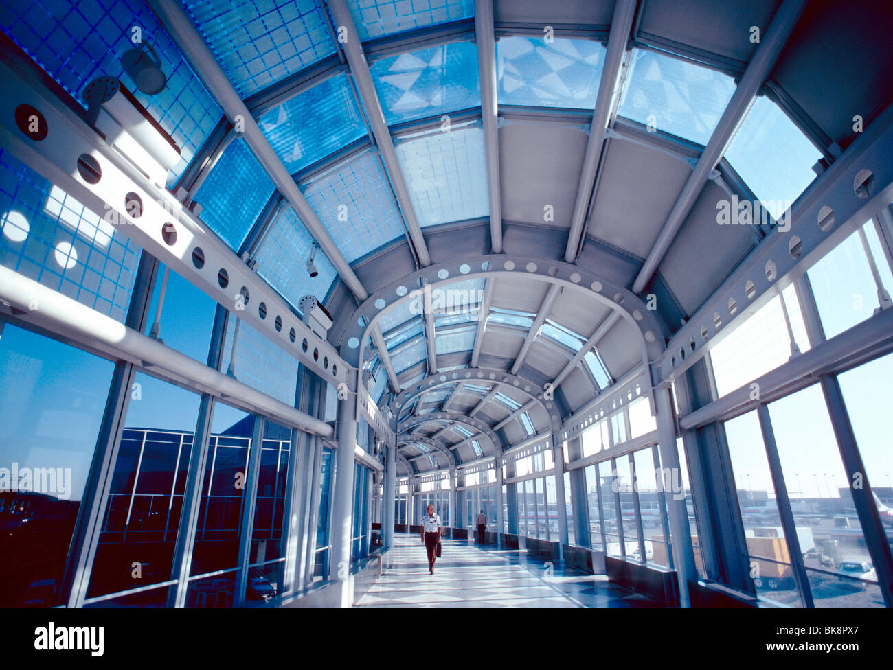 united airlines terminal 1