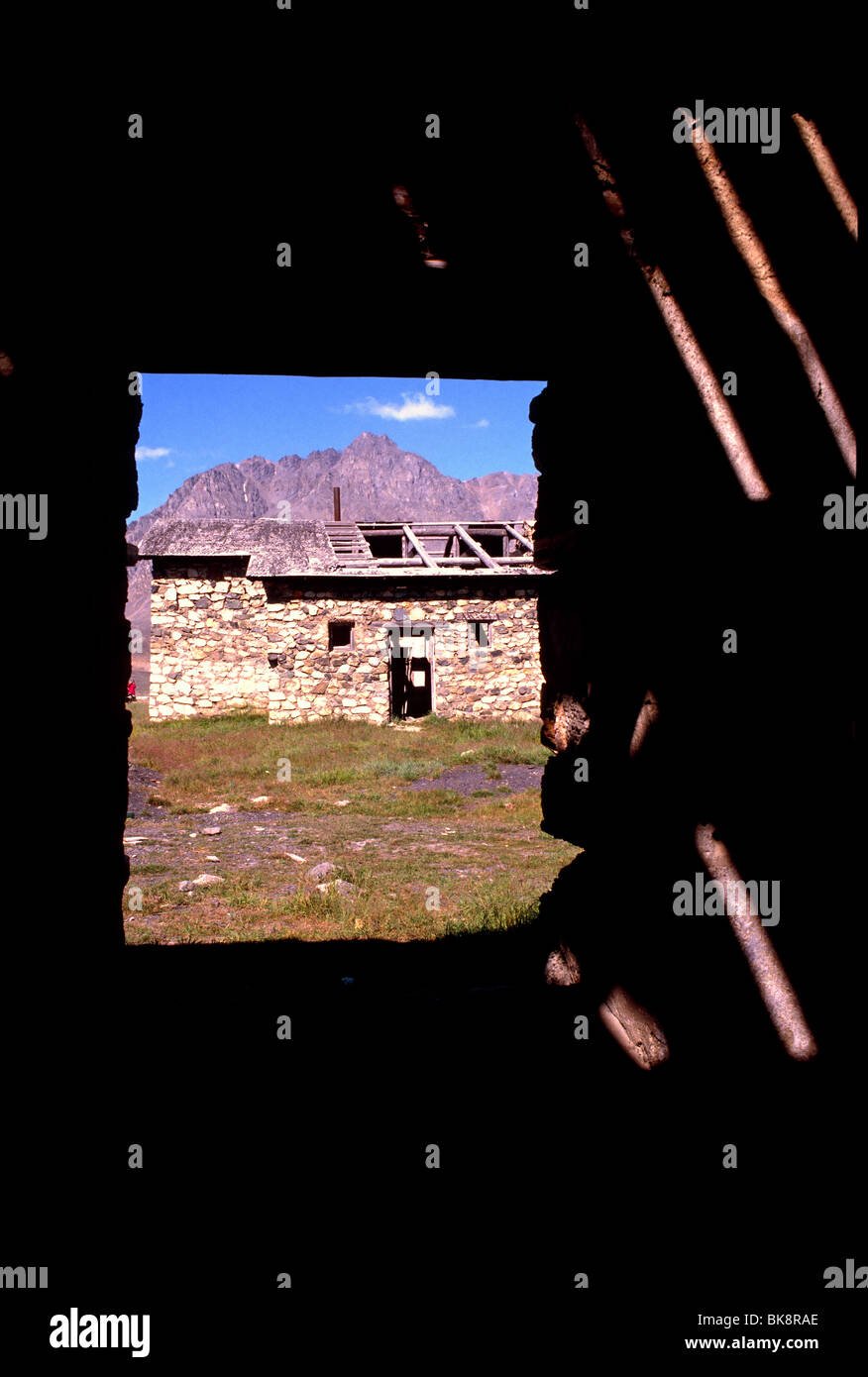 Ruins of former quarters at a gulag prison near Amguema, Chukchi Peninsula, Magadon Region, Siberia, former Soviet Union Stock Photo