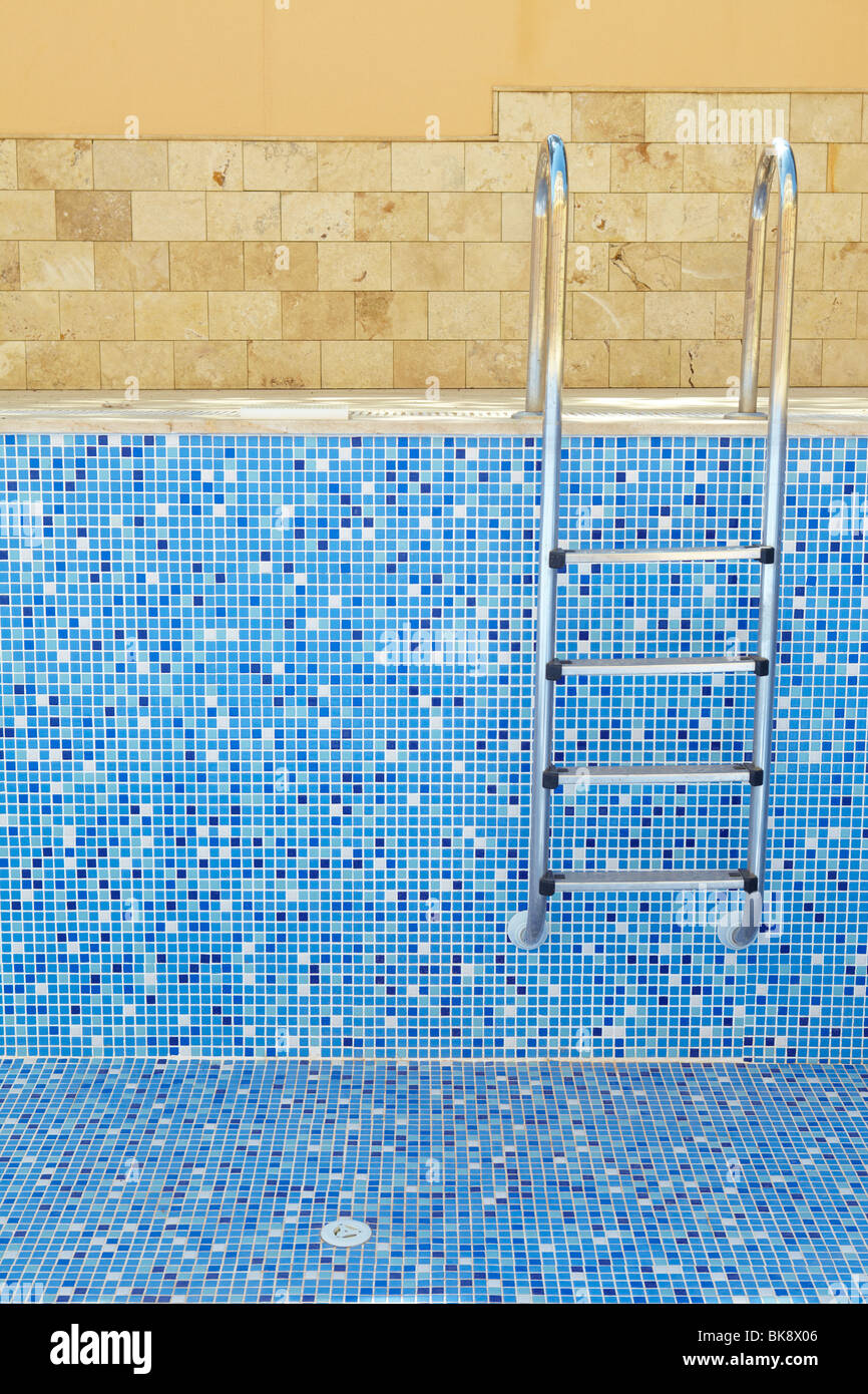 Tiled Swimming Pool High Resolution Stock Photography and Images - Alamy