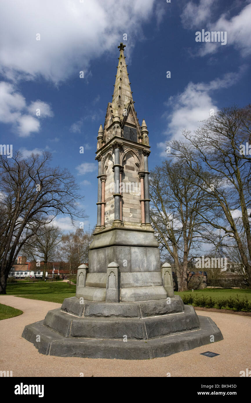 the wallace memorial in castle gardens in lisburn city centre county