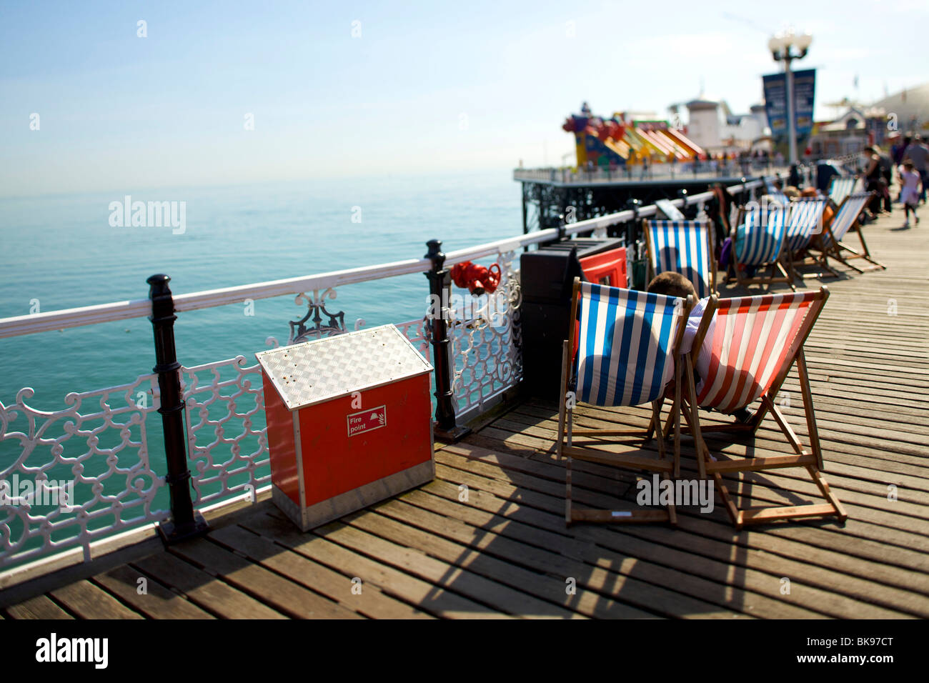 Seaside uk pier deck chairs hi-res stock photography and images - Alamy
