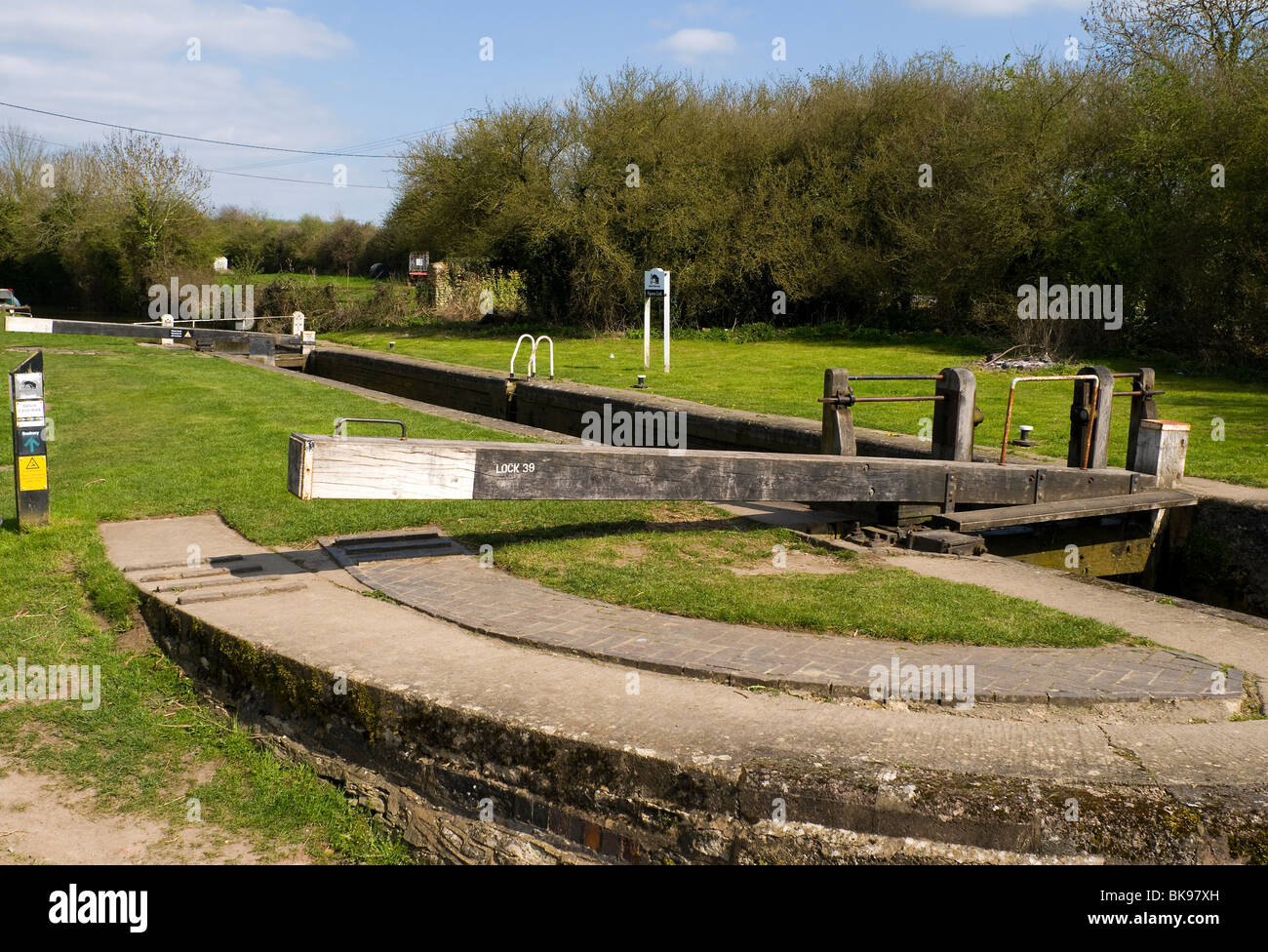 Pigeon's lock in Tackley on the Oxford Canal, named after the pub The Three Pigeons, which used to stand near here. Stock Photo