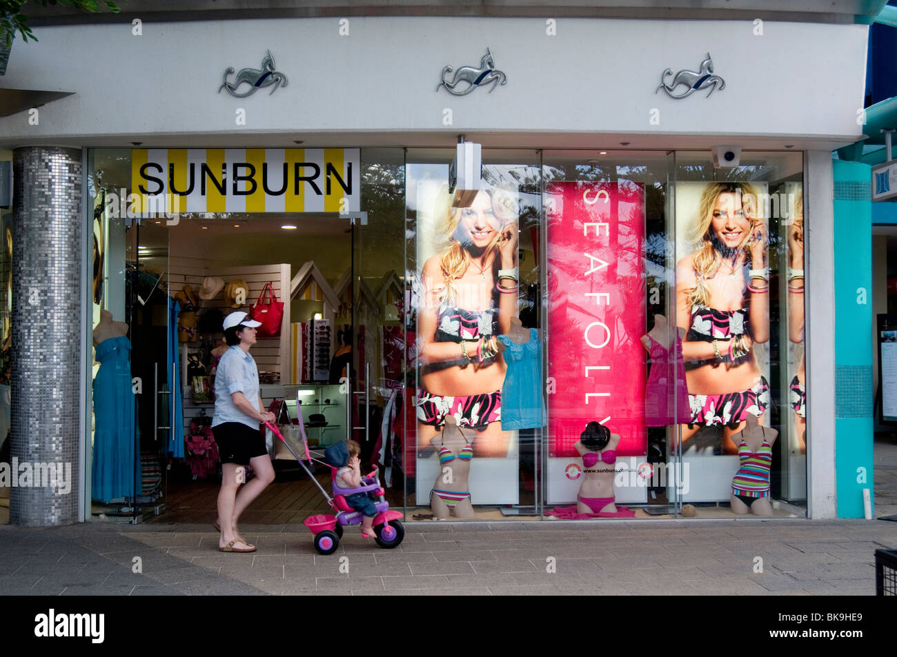 beachwear boutique
