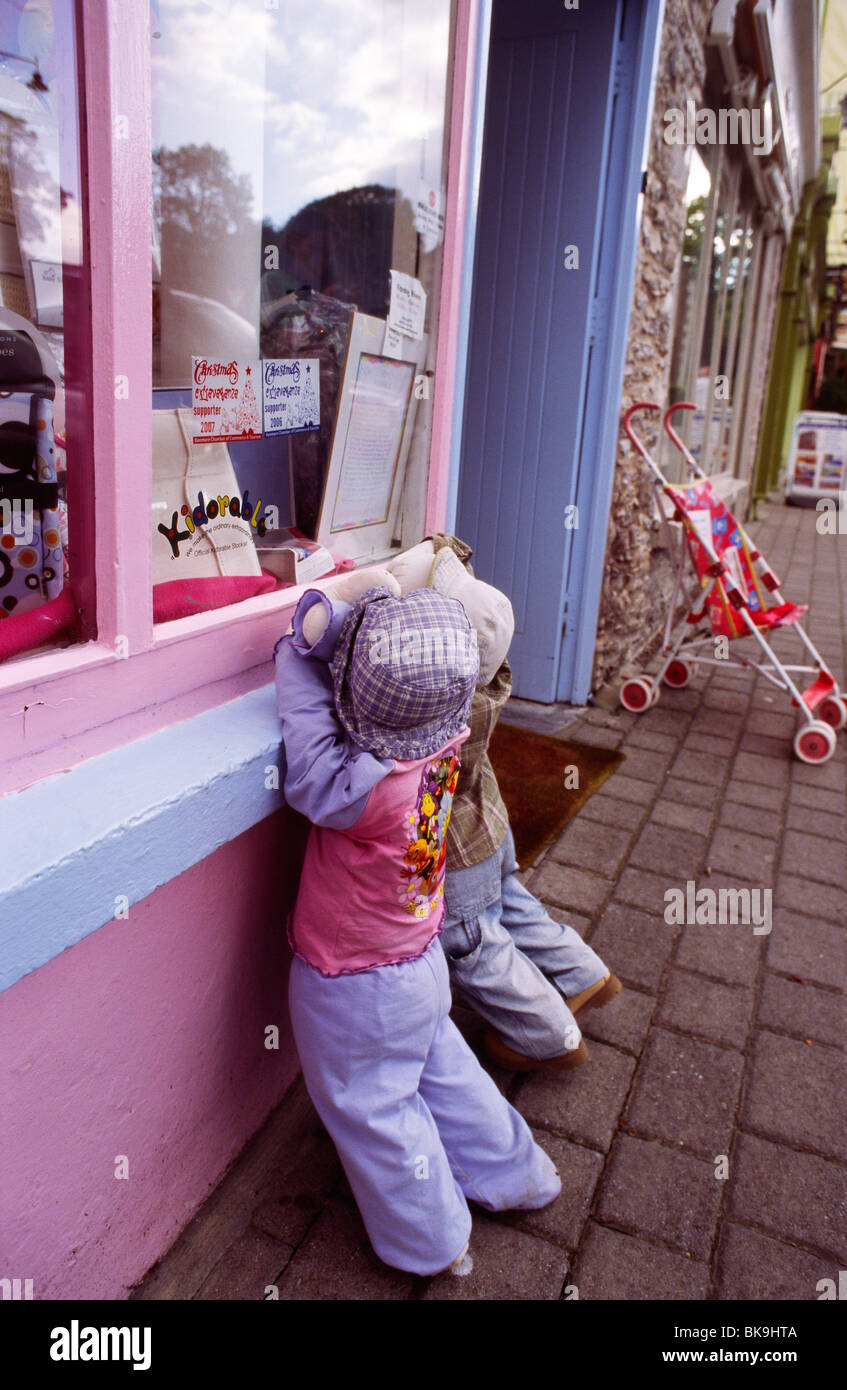 Irish puppets hi-res stock photography and images - Alamy